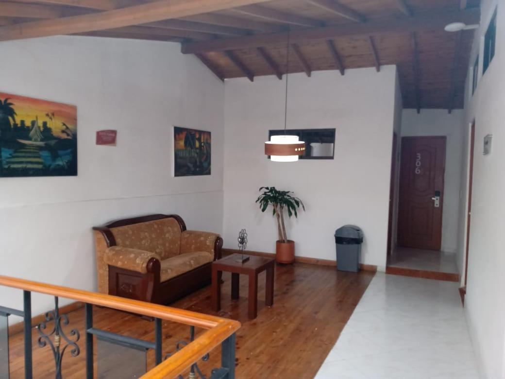 Hotel Brisas 메딜린 외부 사진