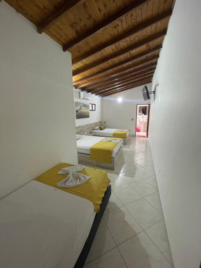 Hotel Brisas 메딜린 외부 사진